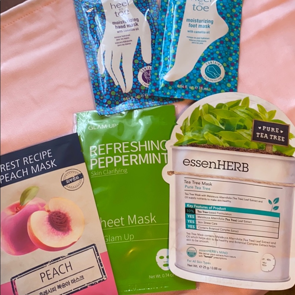 Face and foot masks🖤